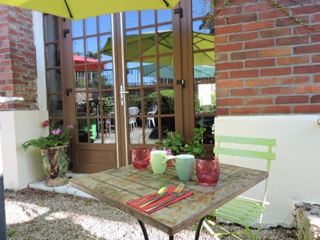 L Auberge Du Lion D Or Nanteuil-sur-Marne Εξωτερικό φωτογραφία