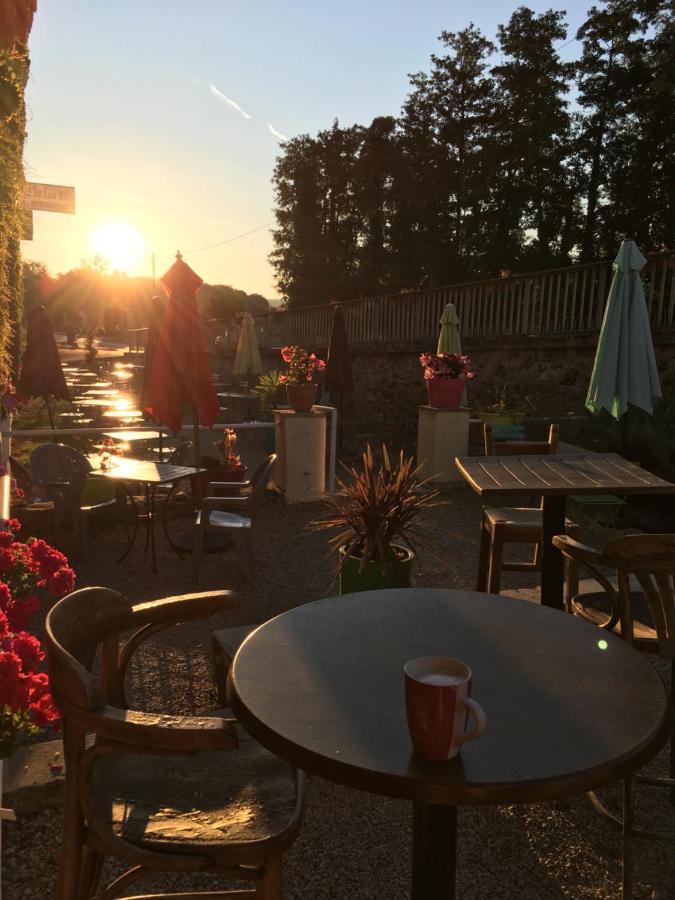 L Auberge Du Lion D Or Nanteuil-sur-Marne Εξωτερικό φωτογραφία